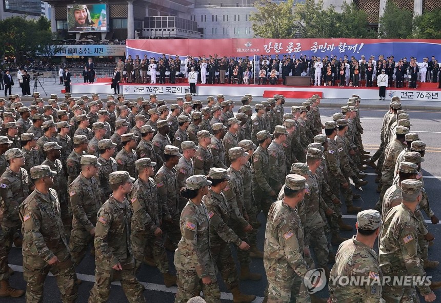 주한미군의 국군의날 시가행진 [연합뉴스 자료사진]