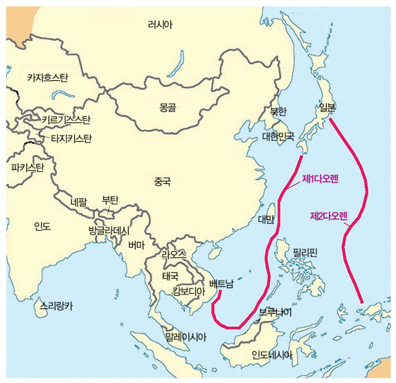 중국 연안에서 1000㎞ 떨어진 제1다오롄(Island Chain)과 2000㎞  떨어진 제2다오롄. [위키피디아]